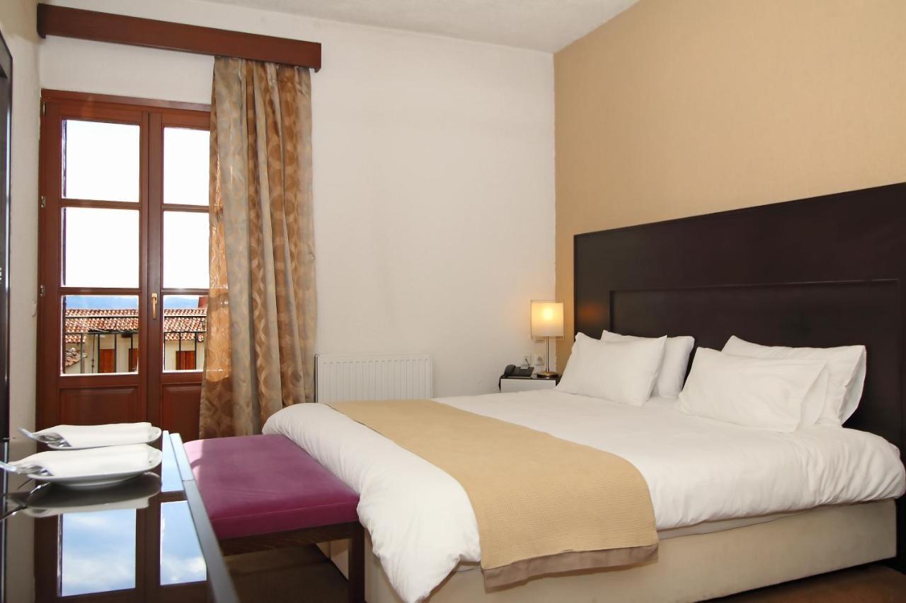 Boutique Hotel Parnassia Arachova Buitenkant foto