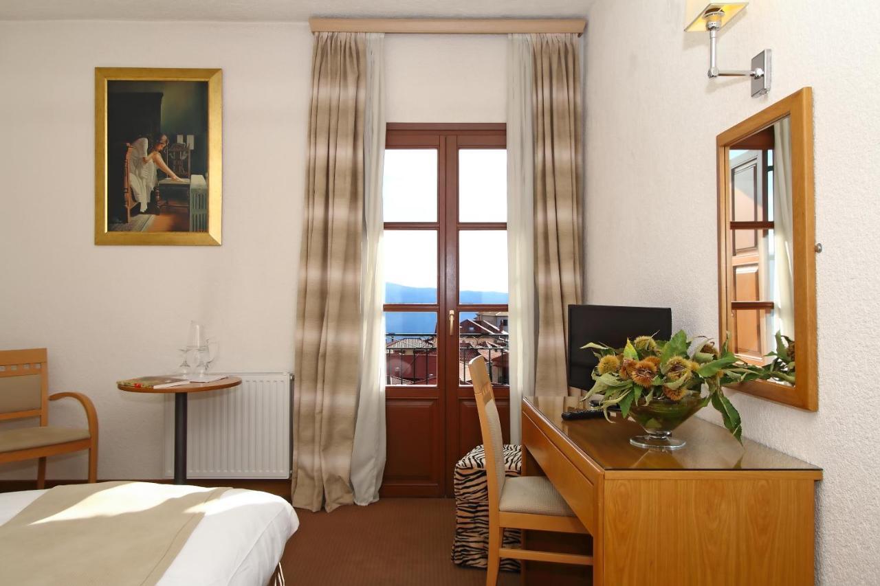 Boutique Hotel Parnassia Arachova Buitenkant foto